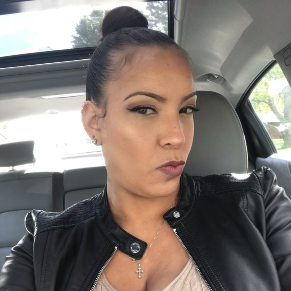 Meet your Posher, Christi - Picture 4 of 5